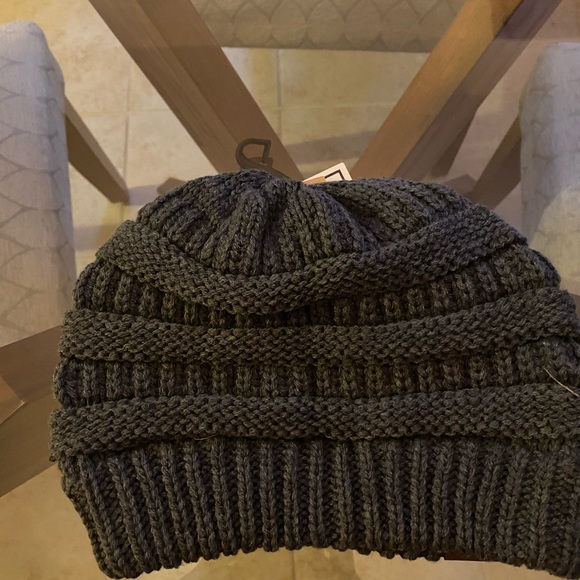 Beanie - Picture 2 of 3